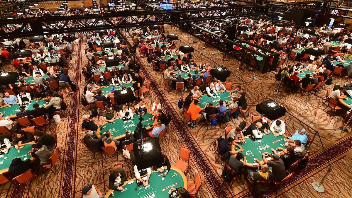 πόκερ αιθουσα