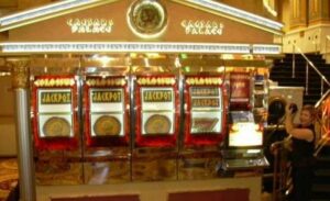 Caesars Spinners